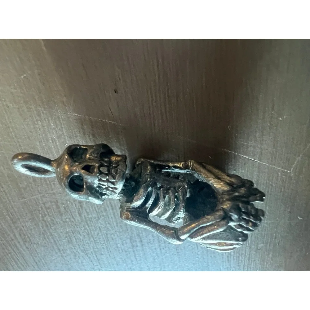 Skeleton Pendant 1.5
